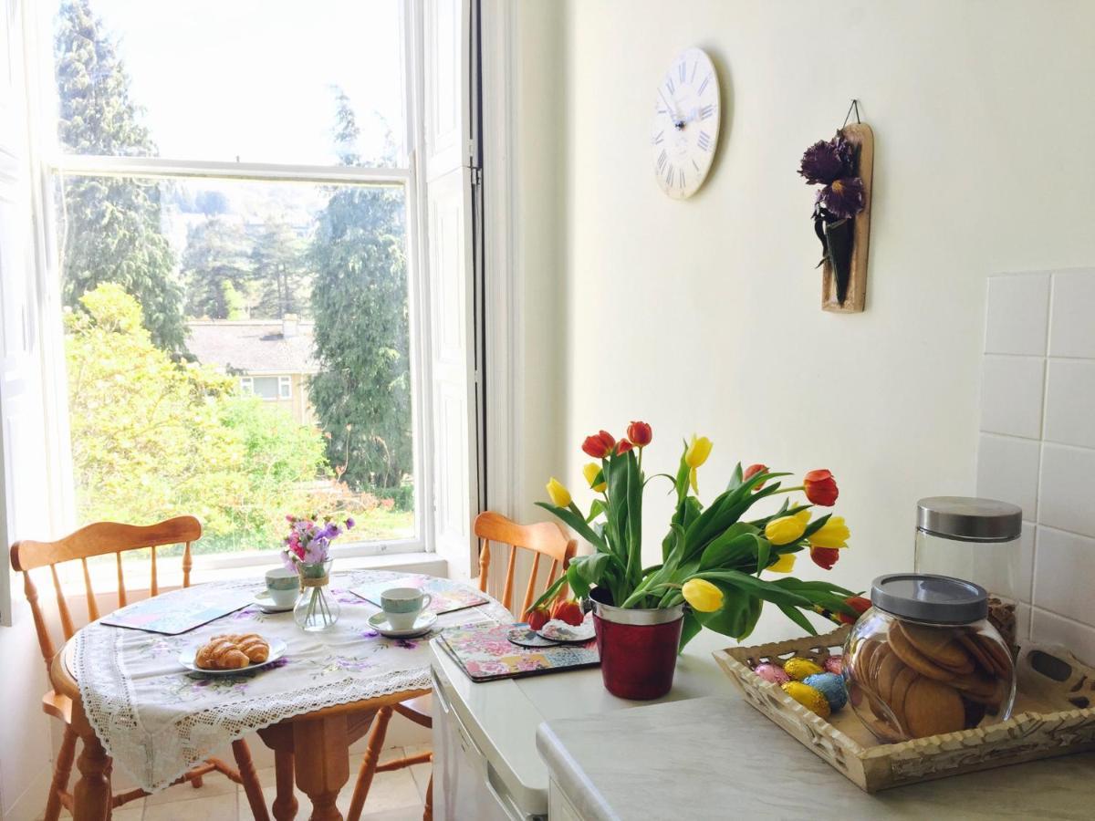Grosvenor Apartments In Bath - Great For Families, Groups, Couples, 80 Sq M, Parking Exterior photo