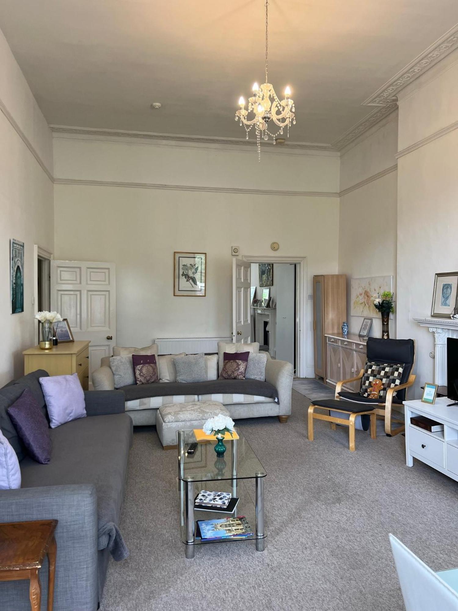 Grosvenor Apartments In Bath - Great For Families, Groups, Couples, 80 Sq M, Parking Exterior photo